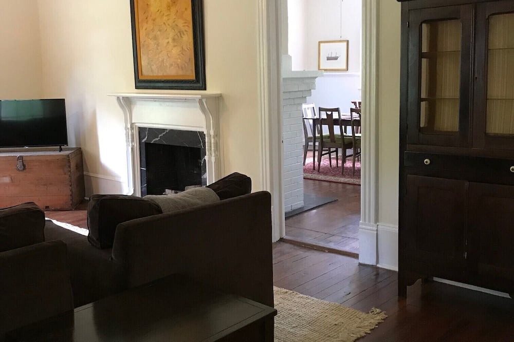 Photo of Livingroom in Watkinsville