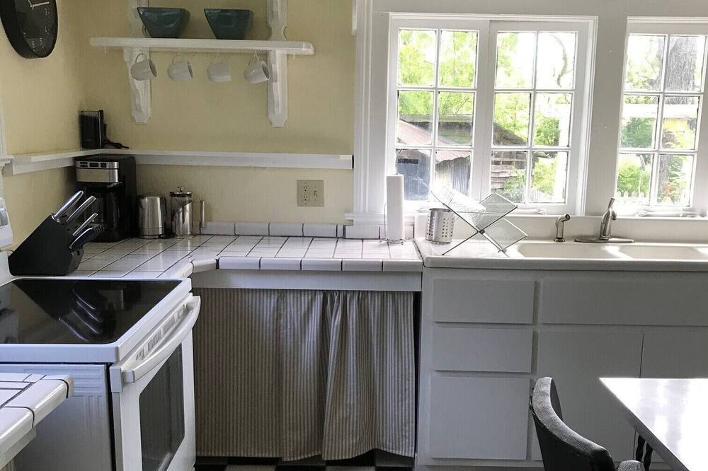 Photo of Kitchen in Watkinsville