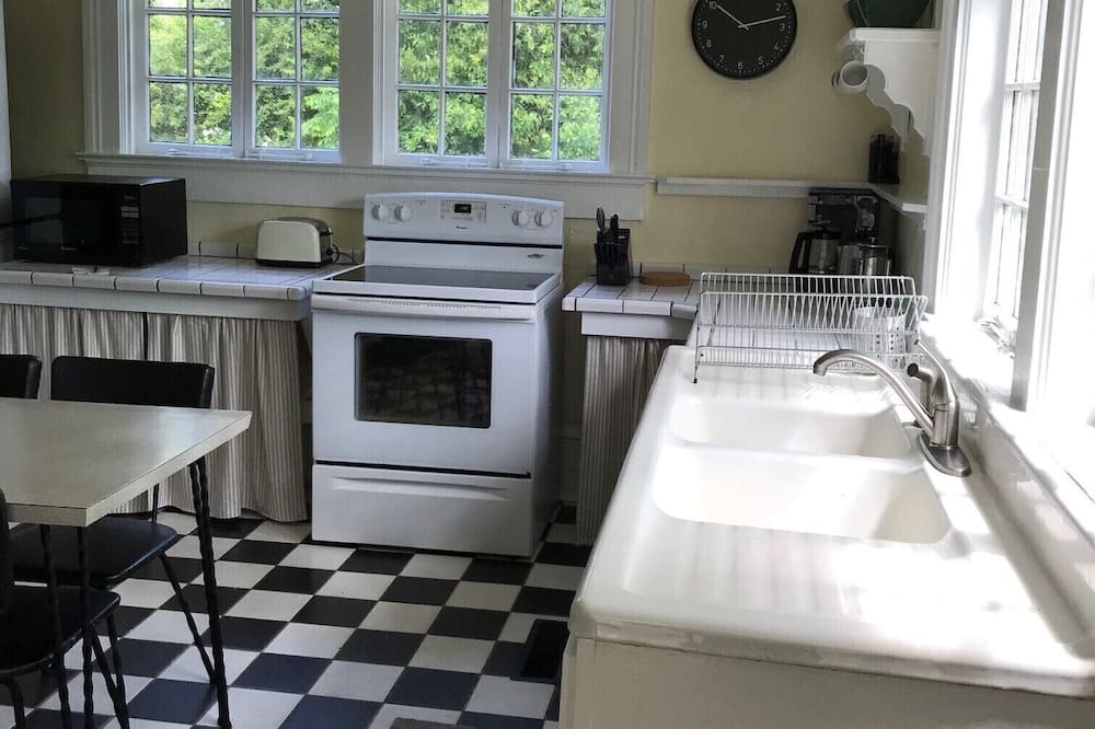 Photo of Kitchen in Watkinsville