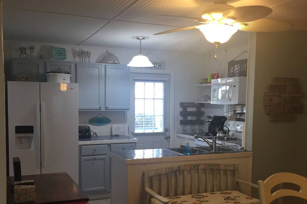 Photo of Kitchen in Pigeon Point
