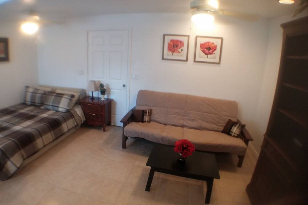 Photo of Bedroom in Fruitville