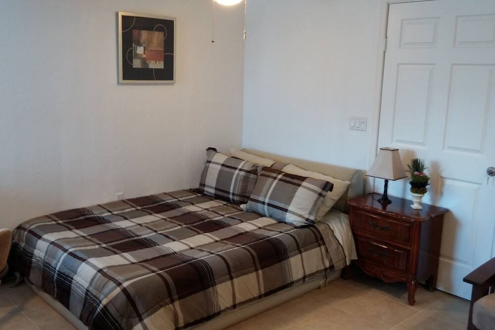 Photo of Bedroom in Fruitville