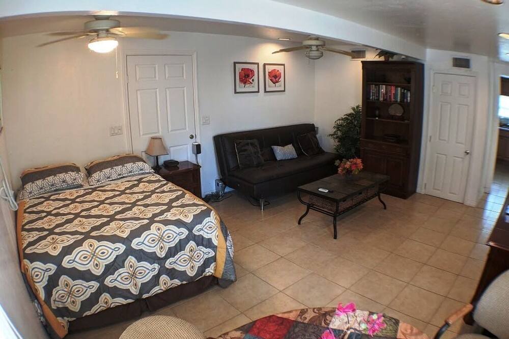 Photo of Bedroom in Fruitville