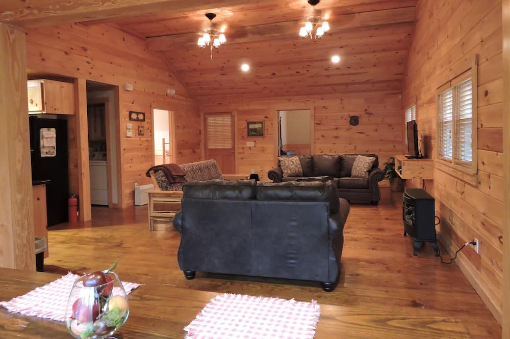 Photo of Bedroom in Cleveland