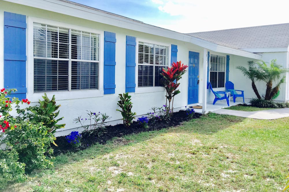 Photo of Outdoor in Sebastian Highlands