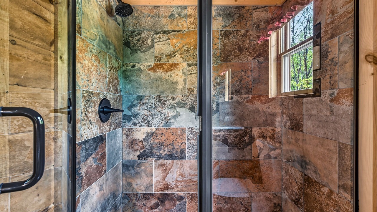 Photo of Bathroom in Pigeon Forge