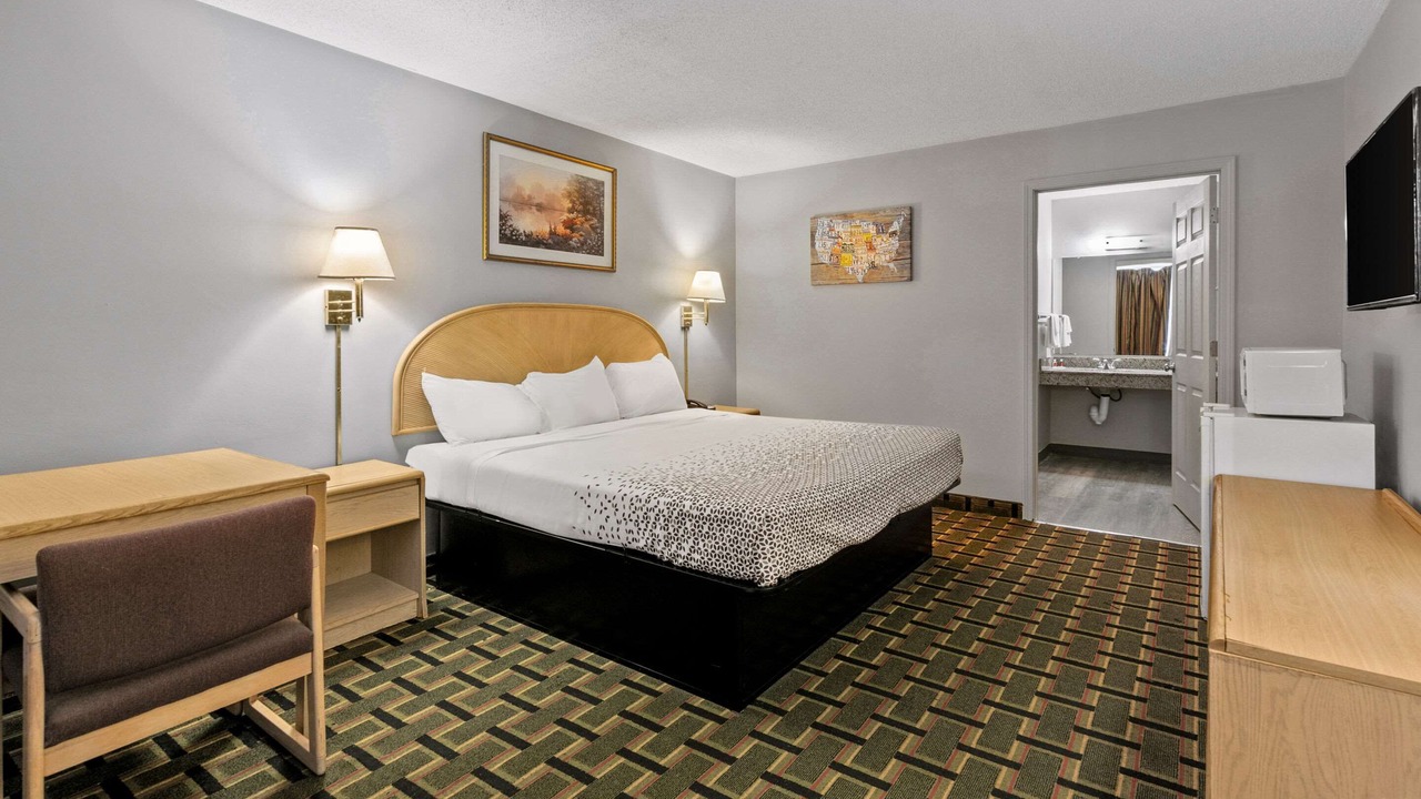 Photo of Bedroom in Clemson