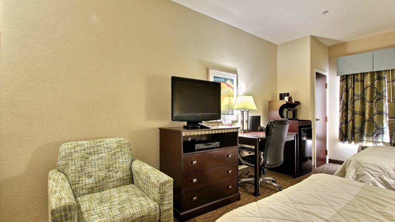 Photo of Bedroom in Pooler