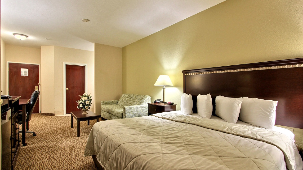 Photo of Bedroom in Pooler