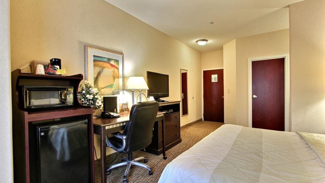 Photo of Bedroom in Pooler