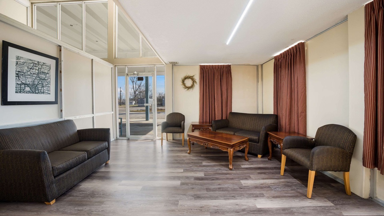 Photo of Livingroom in Adel