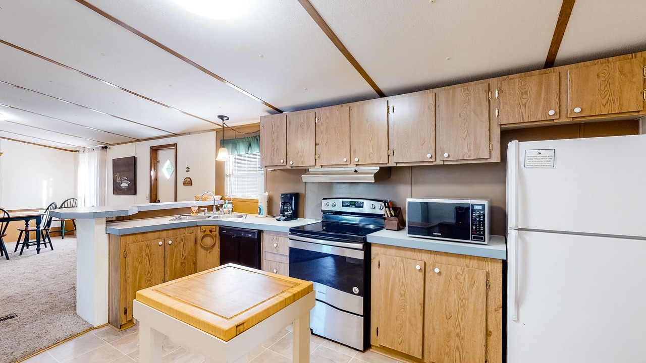 Photo of Kitchen in Saluda