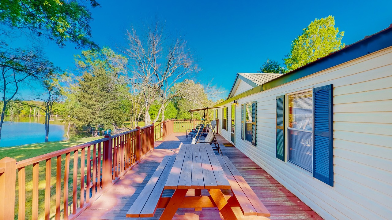 Photo of Outdoor in Saluda