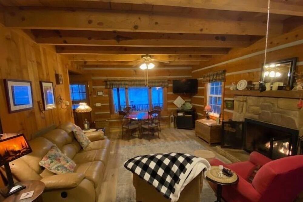 Photo of Livingroom in Chapin