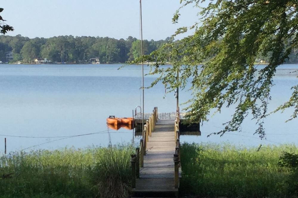 Photo of Others in Chapin