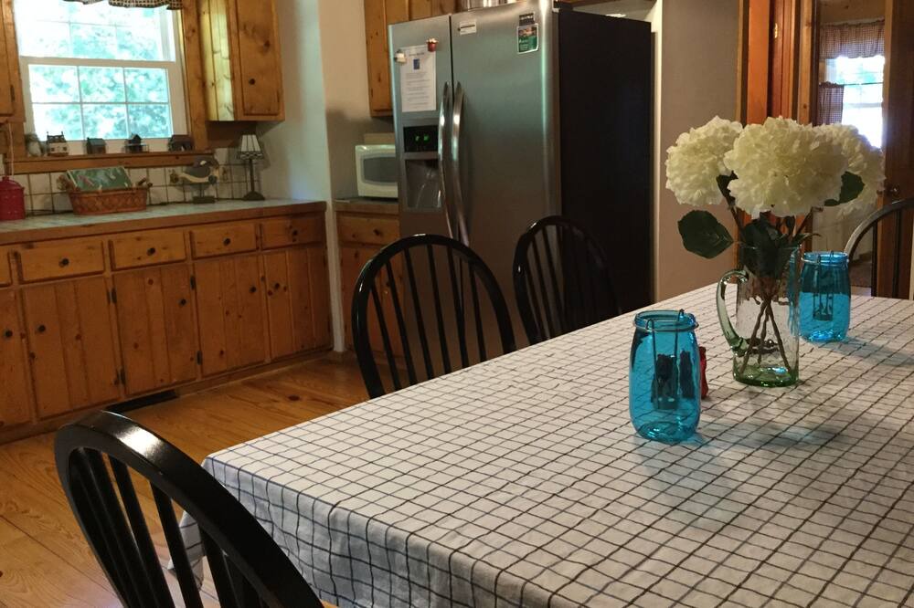 Photo of Kitchen in Chapin