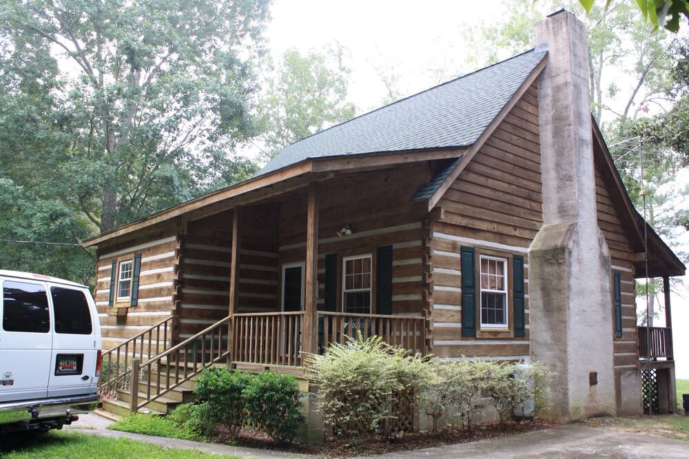 Photo of Outdoor in Chapin