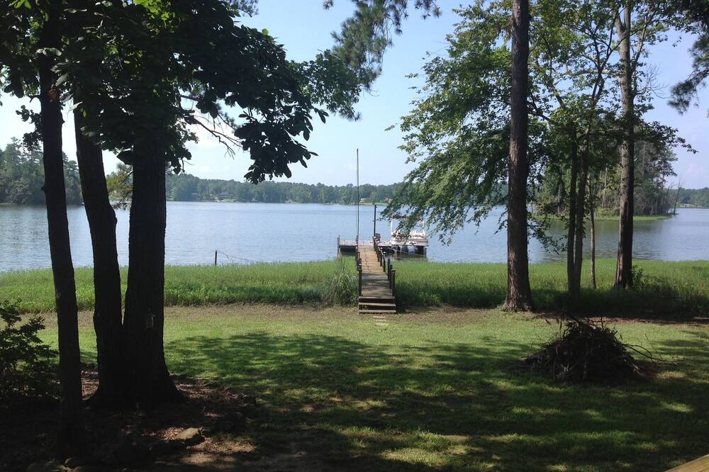 Photo of Outdoor in Chapin