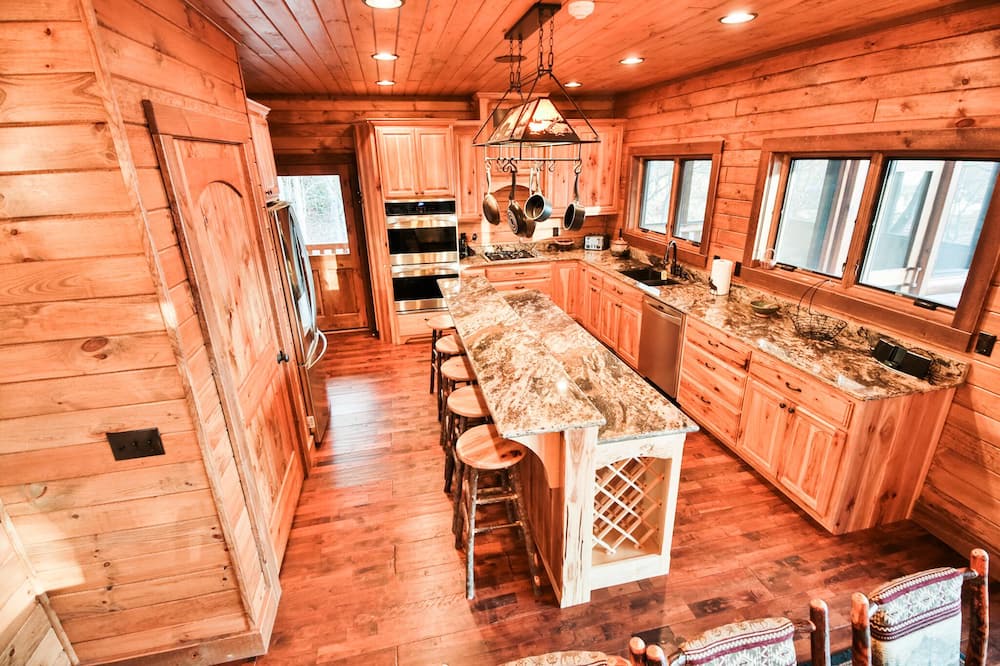 Photo of Kitchen in Topton