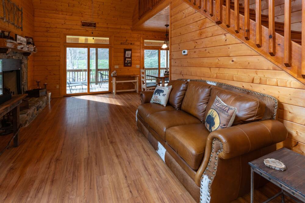 Photo of Livingroom in Kyle