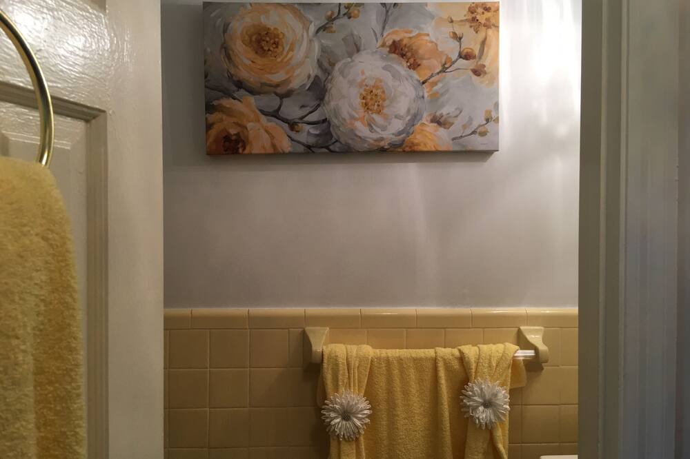 Photo of Bathroom in Columbia