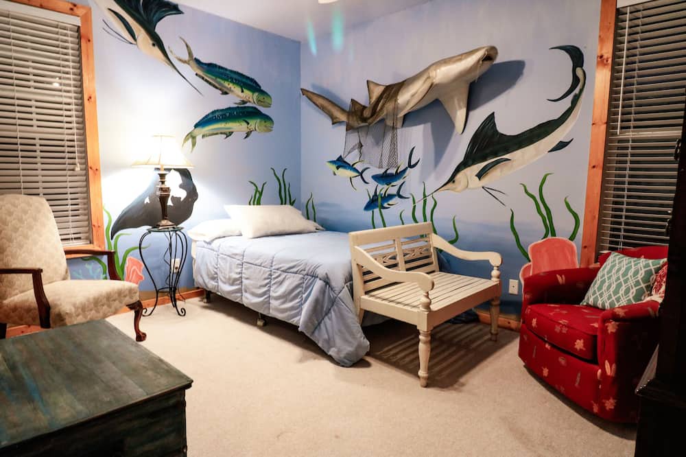 Photo of Bedroom in Russellville
