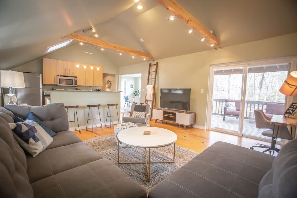Photo of Livingroom in Pickens