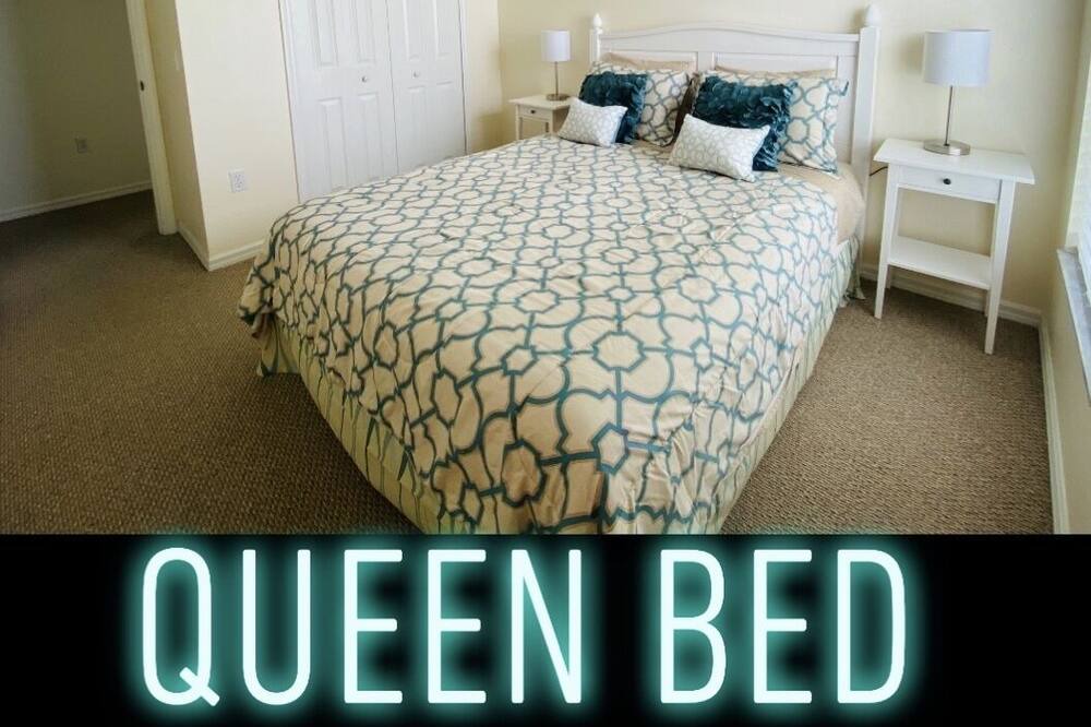 Photo of Bedroom in Lake Berkley