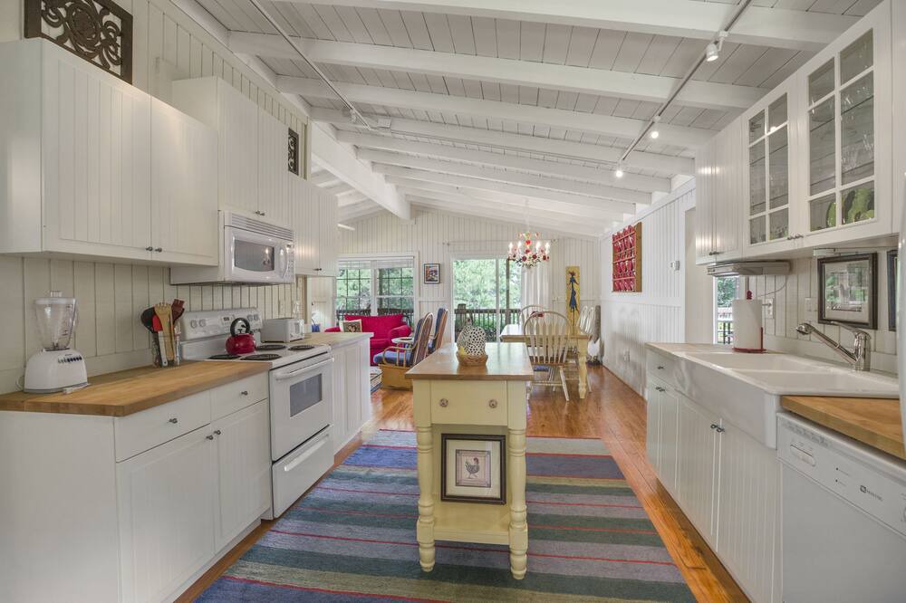 Photo of Kitchen in Fair Play