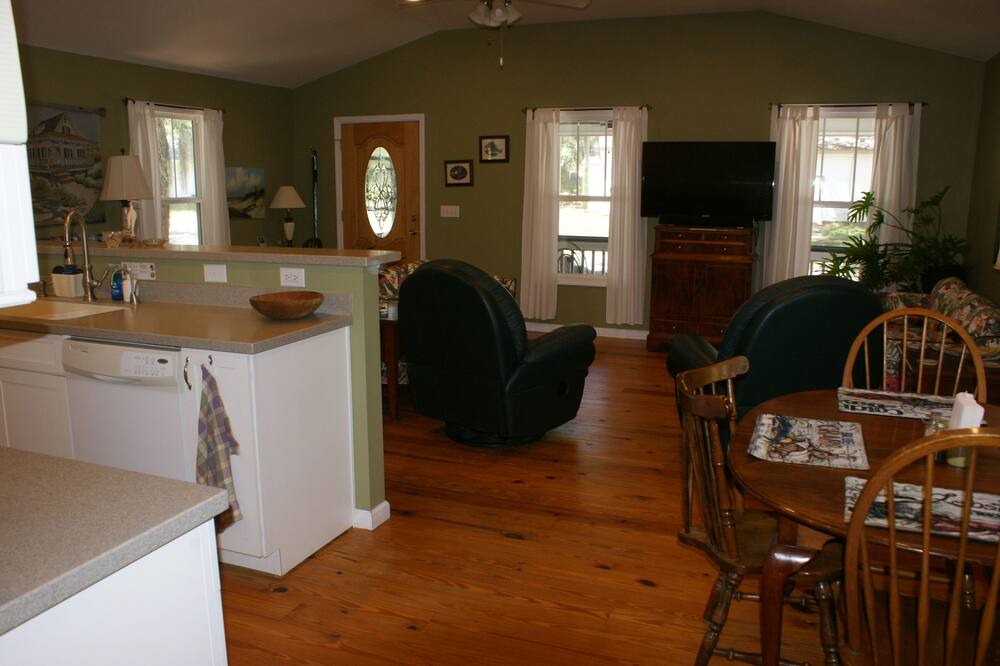 Photo of Bedroom in Port Royal
