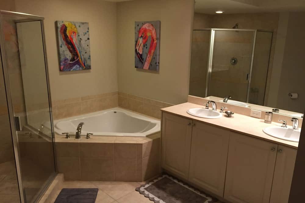 Photo of Bathroom in Stuart