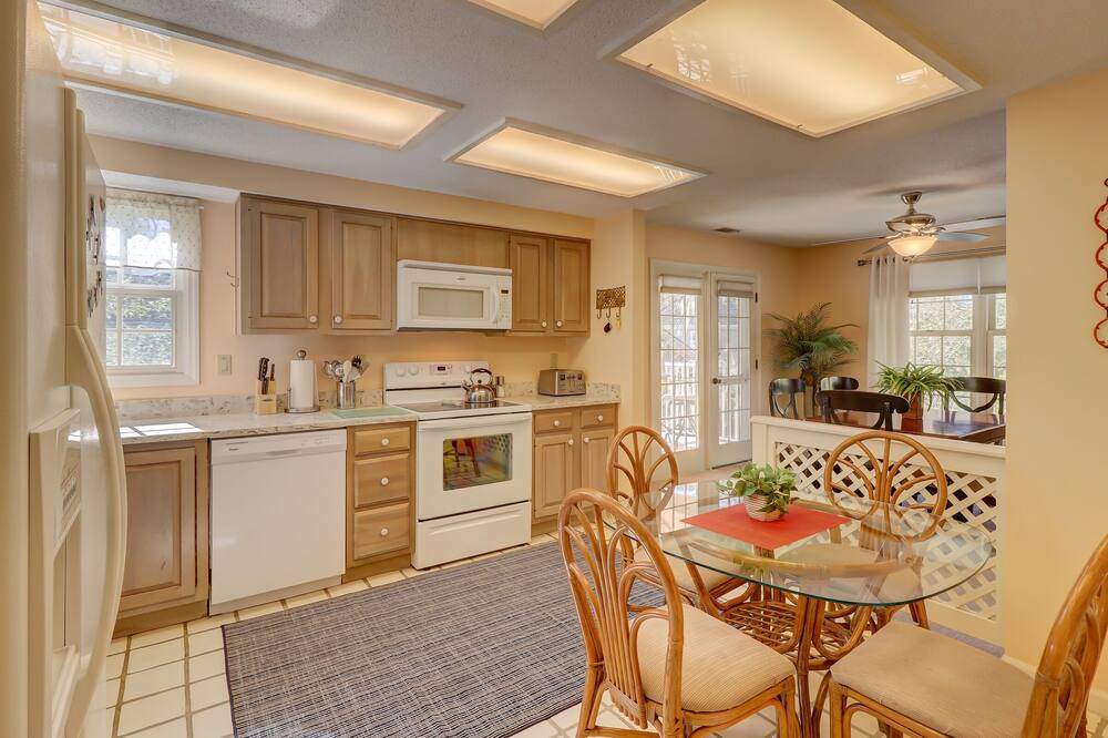Photo of Kitchen in Palmetto Dunes