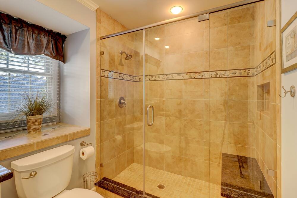 Photo of Bathroom in Palmetto Dunes