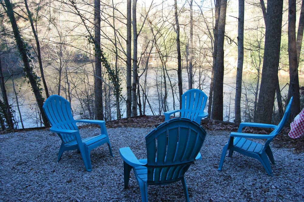 Photo of Patio Balcony in Tuckasegee