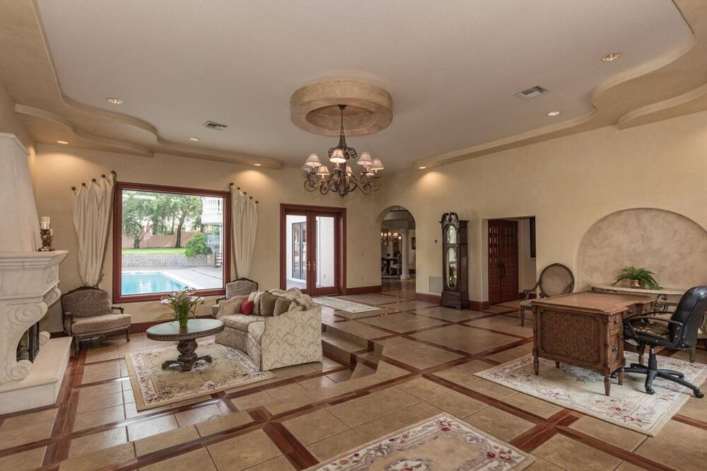 Photo of Bedroom in Altamonte Springs
