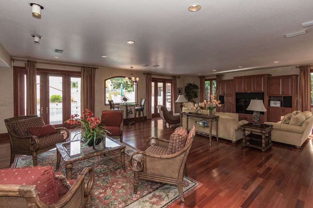 Photo of Livingroom in Altamonte Springs