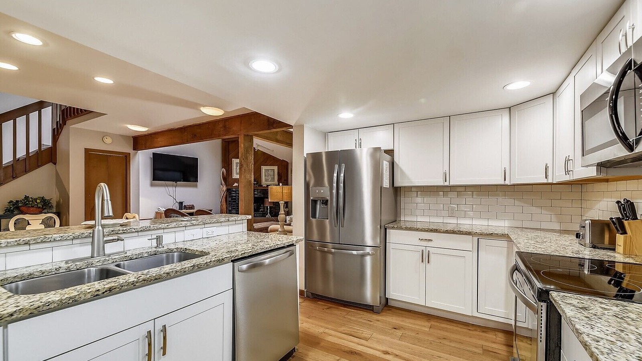 Photo of Kitchen in Beach Lagoon