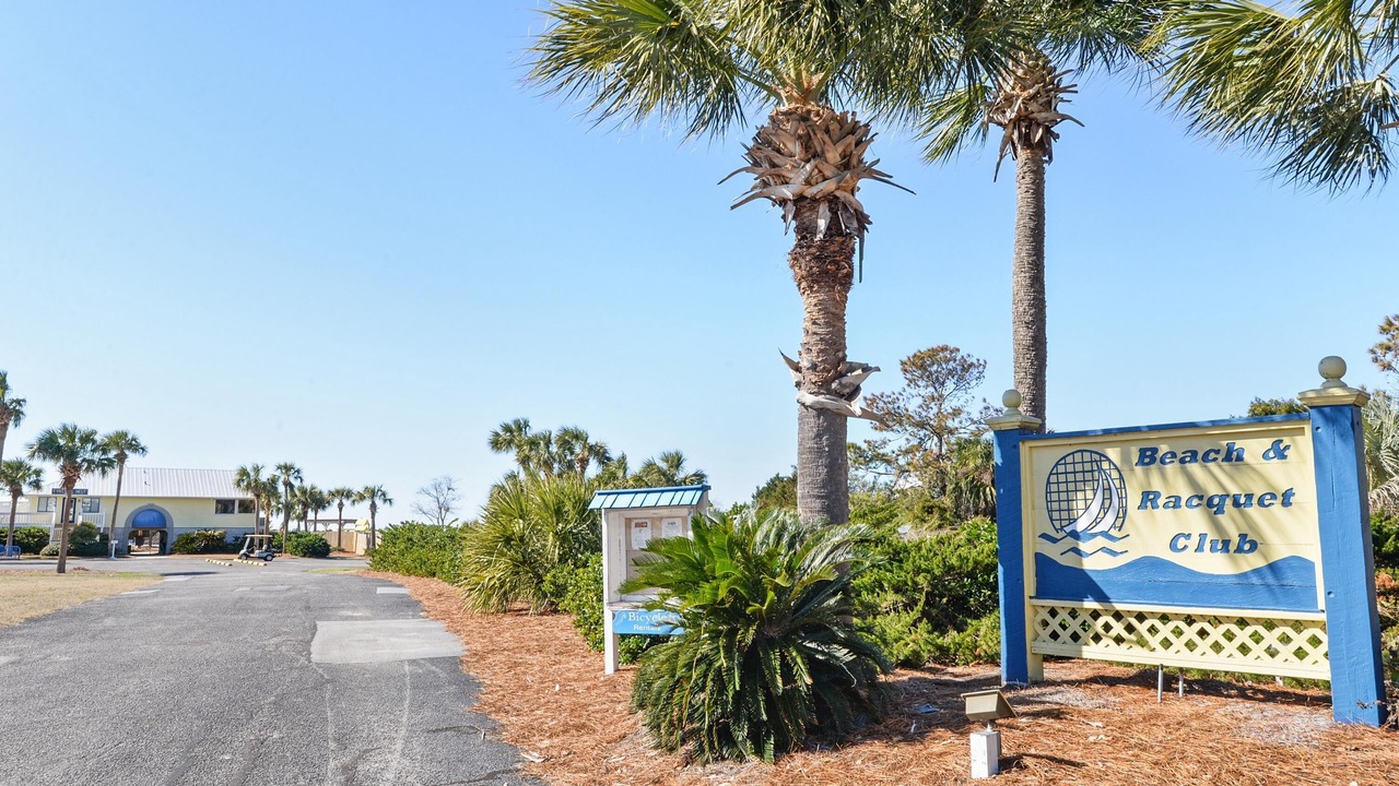 Photo of Outdoor in Oceanmarsh Subdivision