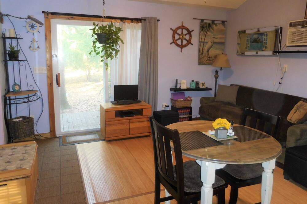 Photo of Livingroom in Edisto Island
