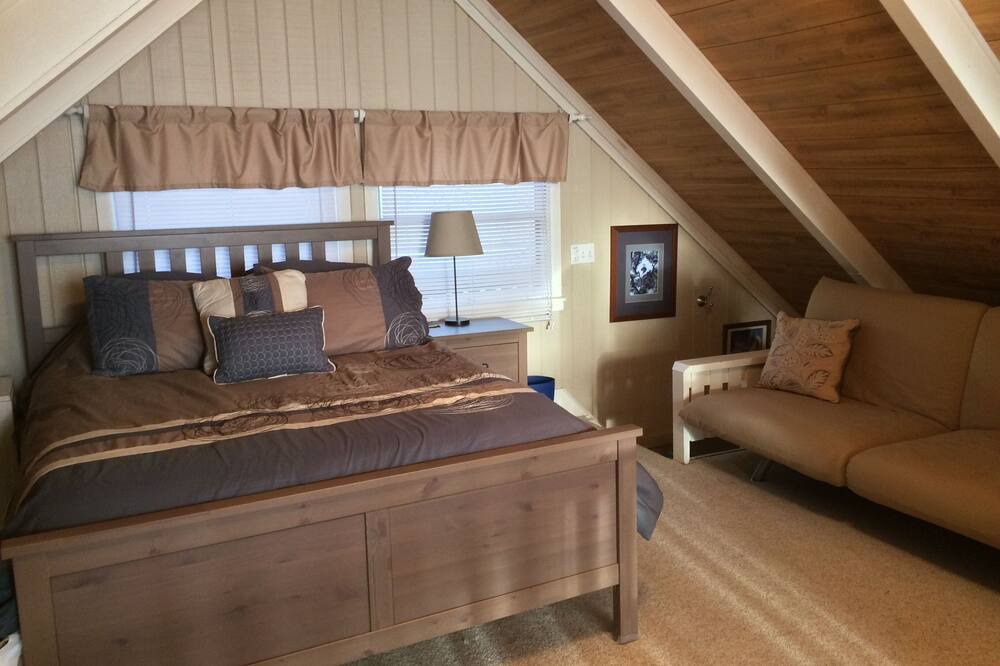 Photo of Bedroom in Salem