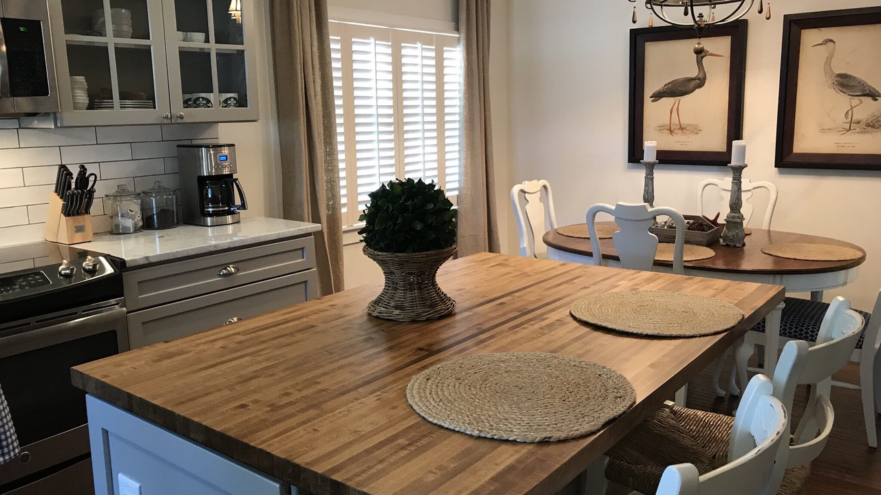 Photo of Kitchen in Historic District