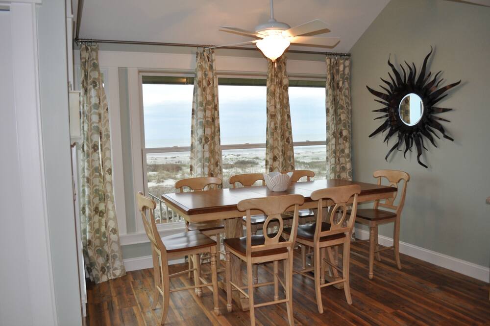 Photo of Bedroom in Saint Helena Island
