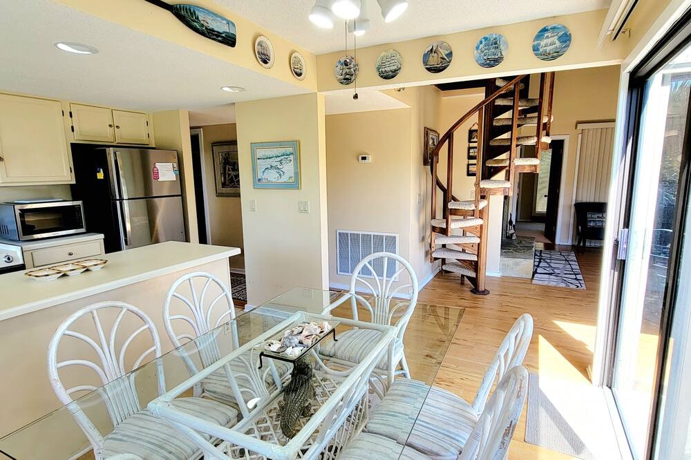 Photo of Bedroom in Ocean Ridge
