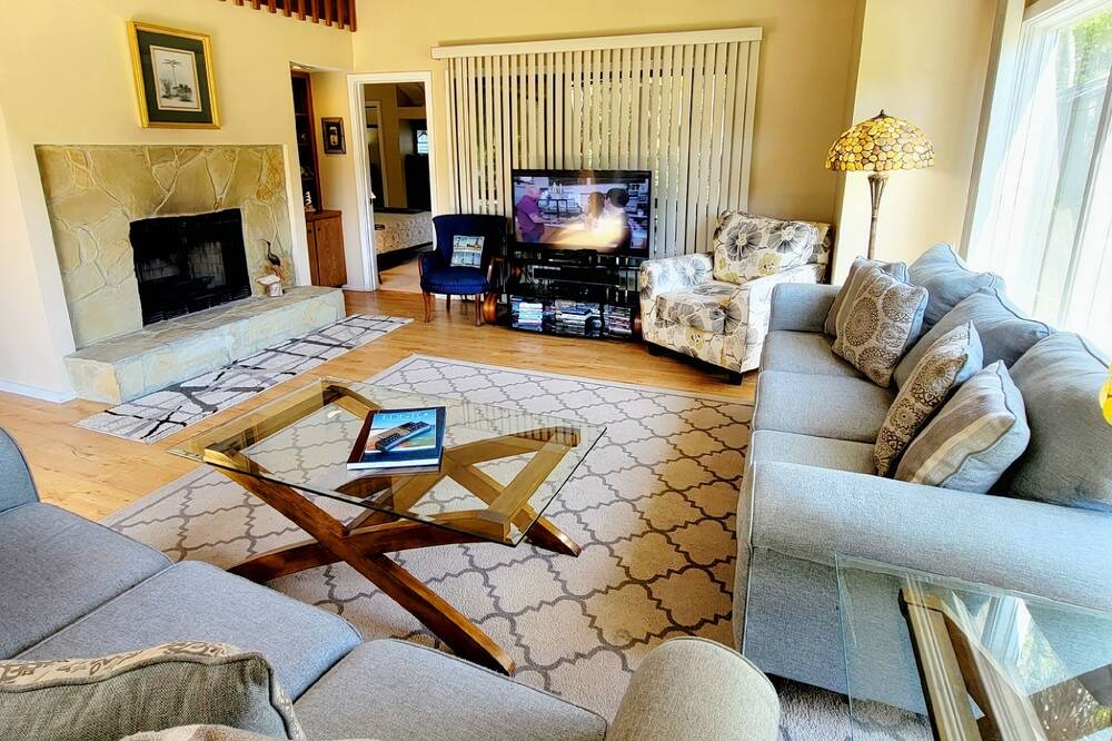 Photo of Bedroom in Ocean Ridge
