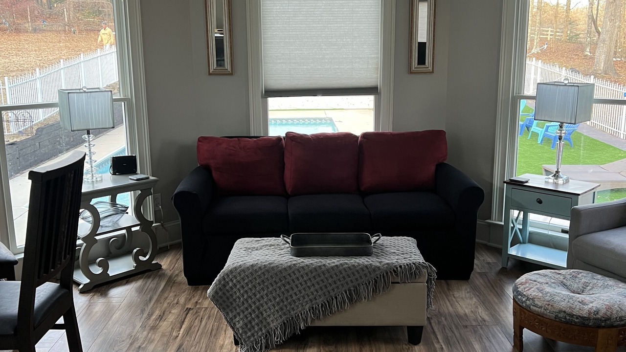Photo of Livingroom in Taylors