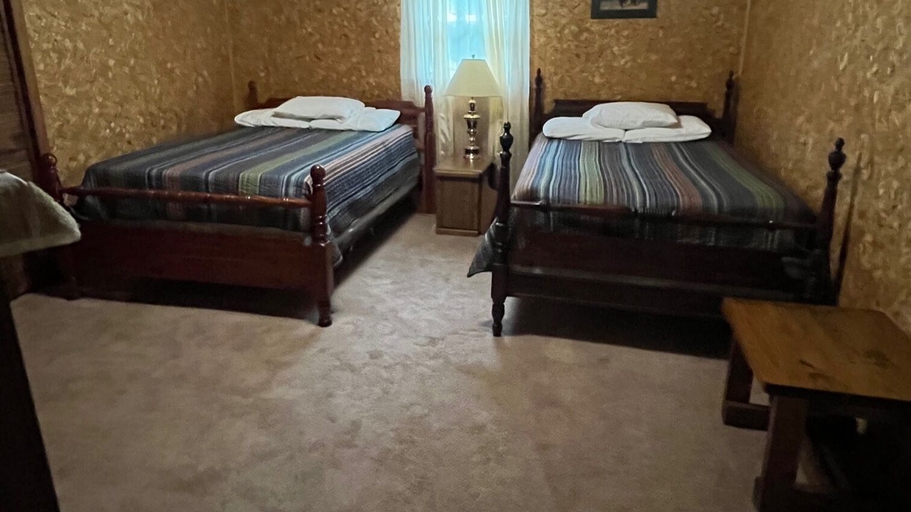 Photo of Bedroom in Salem