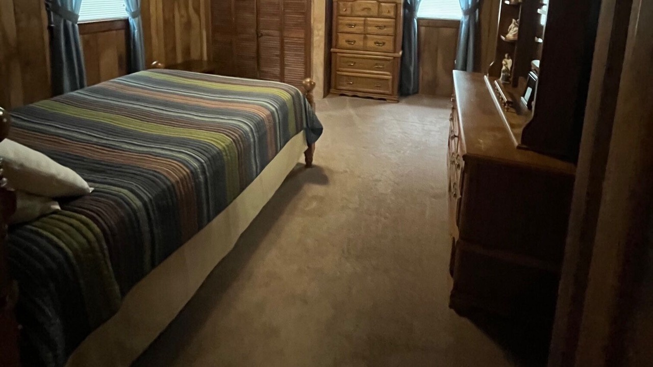 Photo of Bedroom in Salem