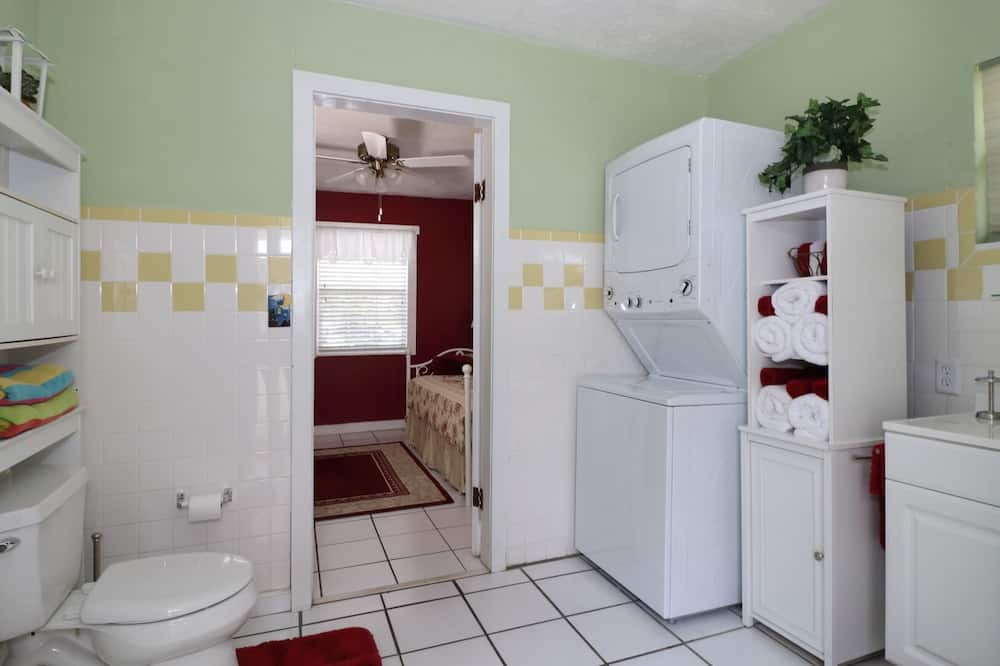 Photo of Bathroom in Valrico