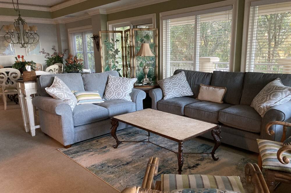 Photo of Bedroom in Daufuskie Island