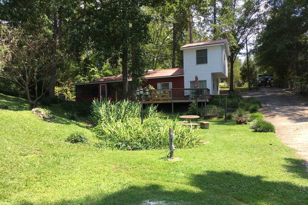 Photo of Outdoor in Prosperity
